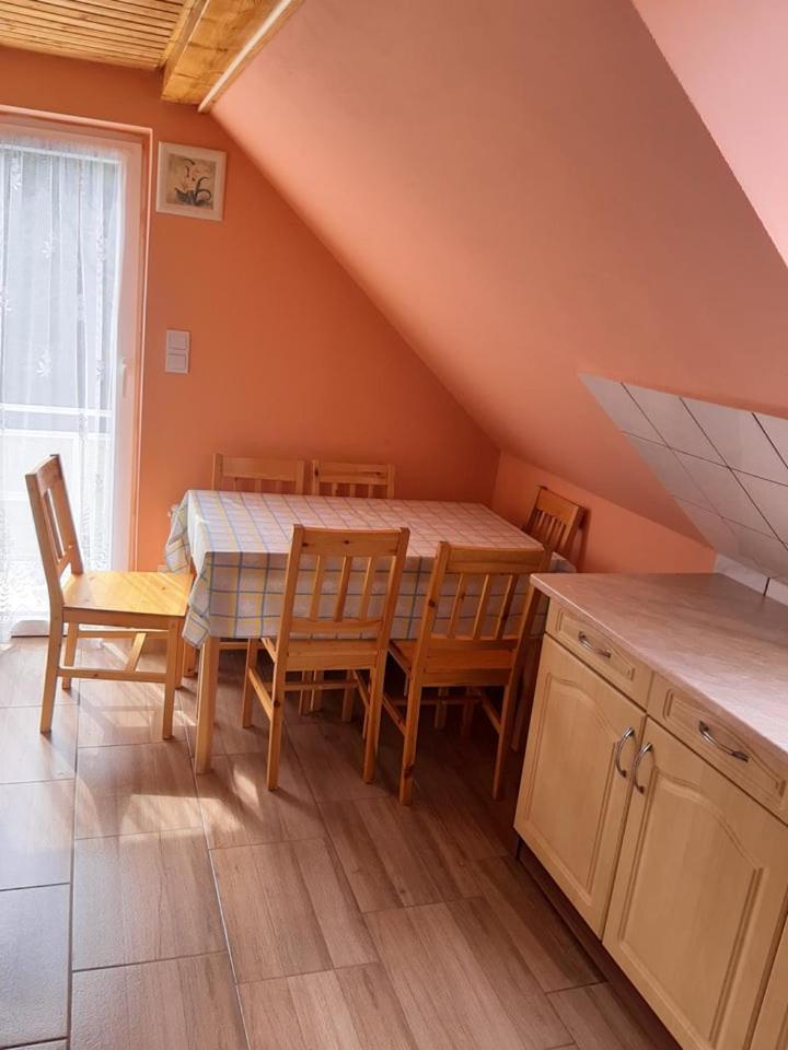 מלון Lesencetomaj Aleksa Apartman מראה חיצוני תמונה